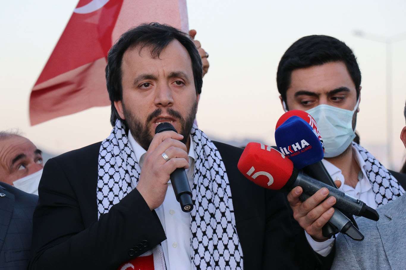 Filistin’e yönelik saldırılara tepkiler sürüyor